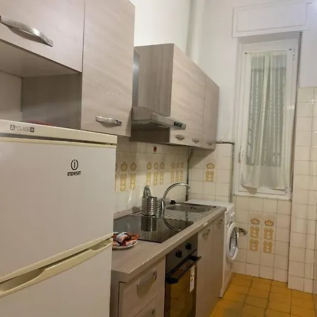 One Bedroom Near San Siro In Lägenhet